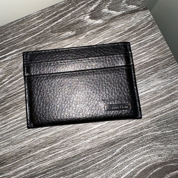 Calvin Klein Card Holder - Picture 3 of 4